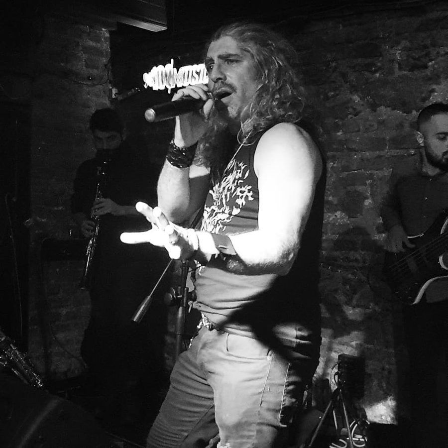 Çarşambayı da yakarız🔥🔥🔥 BaBaRocK 🎤🎷🎸🎸🥁